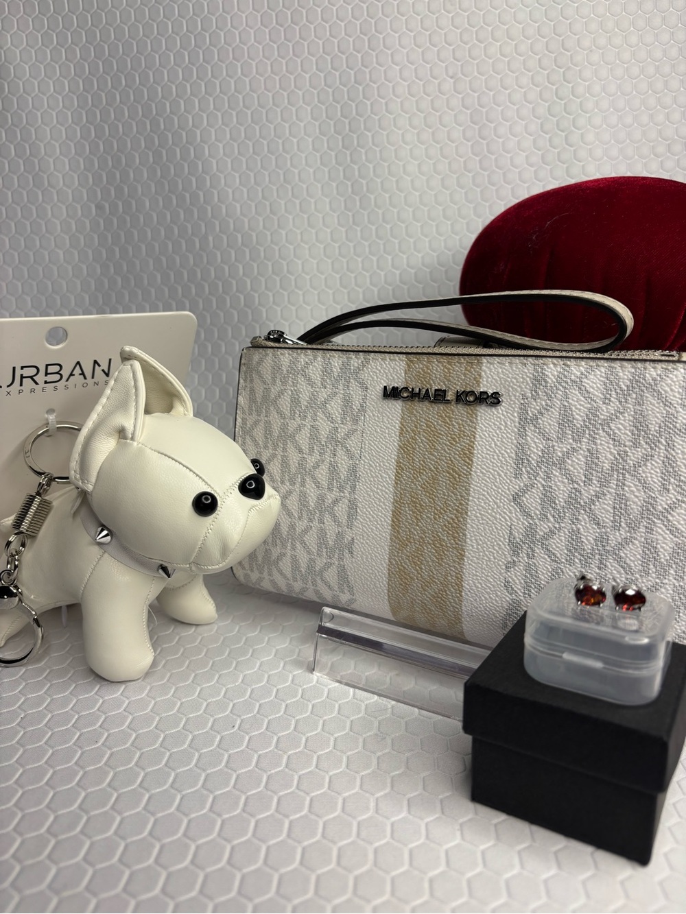Michael Kors White Logo Double Zip Wristlet/Wallet Bundle EUC